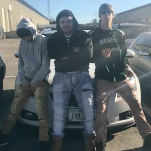 Meet your Posher, Zachery